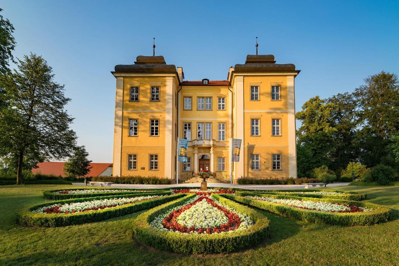 Palac Lomnica - Karkonosze / Riesengebirge Еленя-Гура Экстерьер фото